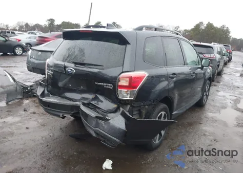 2017 Subaru Forester 2.5I Premium z USA, uszkodzony, nr VIN JF2SJAEC2HH581840